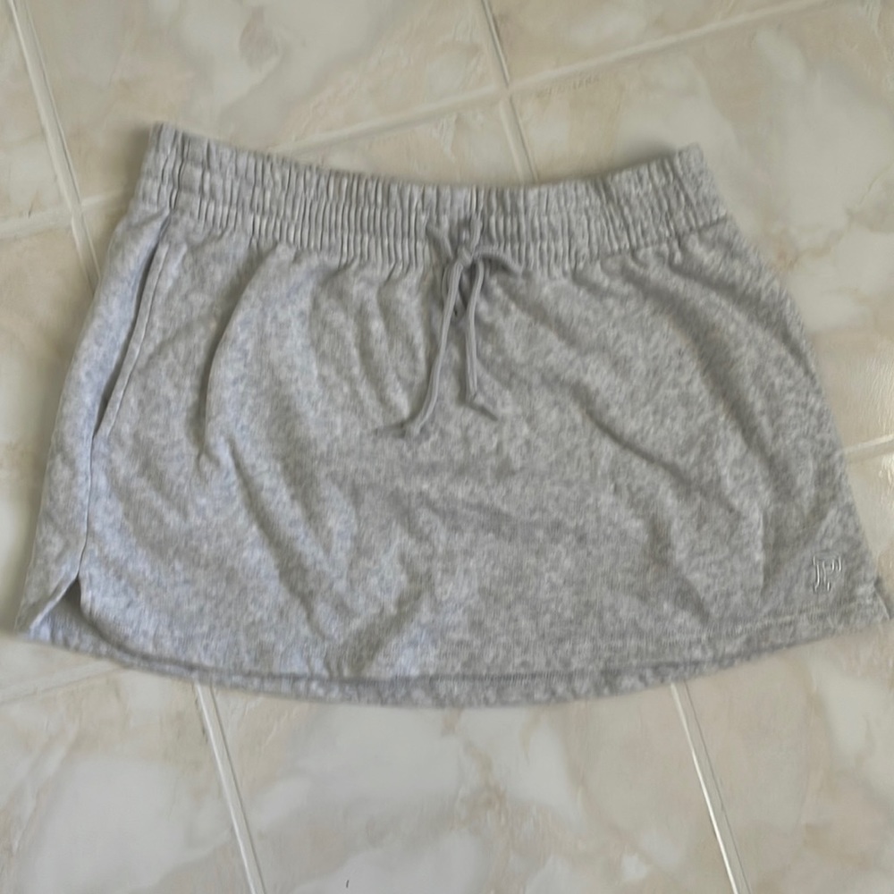 Grey  sweat skort with pockets